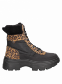 Botín negro informal de cuero con interior suave, ideal para un estilo vanguardista.