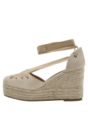 Alpargata casual Zappa K396, color beige, cuero y textil, diseño cómodo y ligero para mujer.