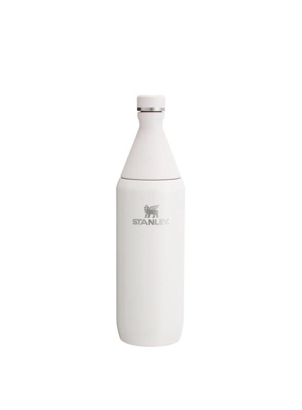 Botella All Day Slim en color rosado, diseño práctico para niños, perfecta para mantener bebidas frías.