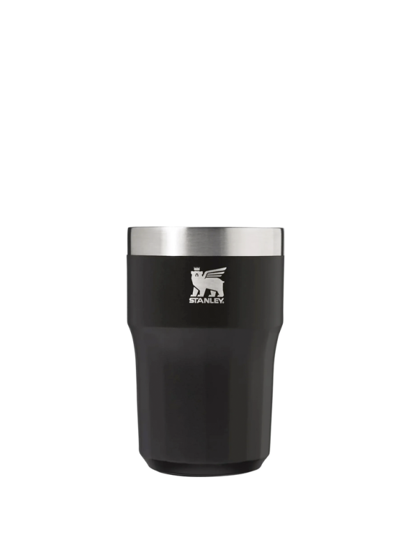 Vasos negros para niño con aislamiento al vacío, adecuado para mantener bebidas calientes y frías.