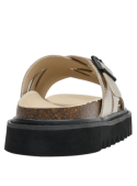 Sandalia casual dorada de cuero Zappa K351 para mujer, diseño moderno con taco plano y forro suave.