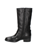 Bota biker femenina en cuero negro, punta redondeada, taco medio sólido, adecuada para uso diario en ciudad.