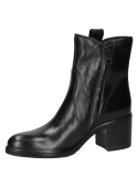 Botín negro de cuero liso para mujer, estilo casual, con taco medio y diseño clásico que combina elegancia y comodidad.