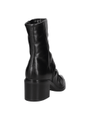 Botín casual de cuero negro para mujer, con puntera puntiaguda que aporta un aspecto estilizado y elegante.