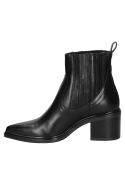 Elegante botín negro de cuero estilo Chelsea para mujer, con presilla trasera y suela sólida para uso diario en la ciudad.