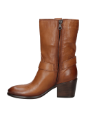 Bota de cuero camel para mujer, estilo casual, con tacón medio y ancho, caña a media pantorrilla y diseño tipo botín.
