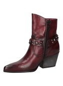 Botín burdeo de cuero para mujer, diseño vaquero con tachas y anillo decorativo, ideal para looks casuales.