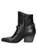 Calzado negro de cuero con correa y anillo metálico, estilo robusto para mujer, ideal para outfits contemporáneos.