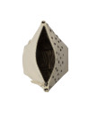 Bandolera de mujer beige pálido con correa de cadena metálica, ideal para street style.