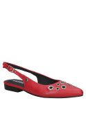 Zapato de mujer en cuero rojo, estilo casual, ideal para look punk chic.