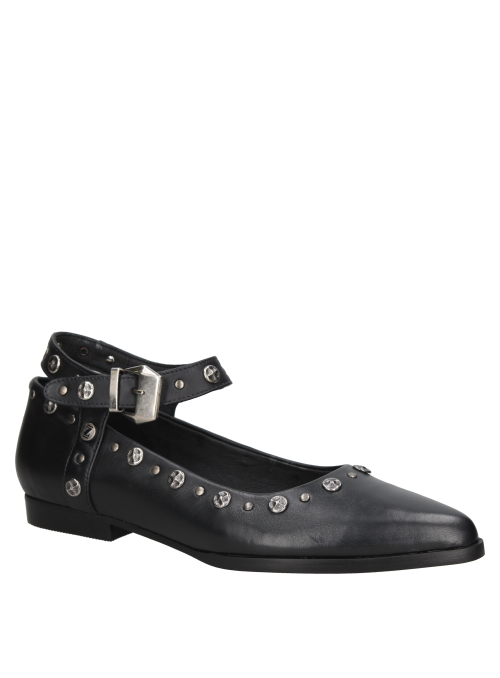 Zapato cerrado de cuero negro con punta redondeada y decoración metálica, look contemporáneo para mujer.