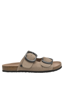 Sandalia femenina taupe en cuero suave, estilo boho, ideal para combinar con vestidos veraniegos.