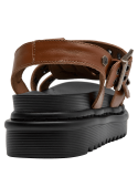Sandalia de cuero camel para mujer con punta abierta y suela plataforma de 5,5 cm.