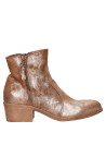 Botín de cuero camel para mujer, diseño versátil con taco bloque, ideal para jeans o falda midi.