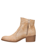 Botín casual de cuero en beige para mujer, con taco bloque de 5 cm y forro en PU.