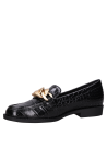 Mocasín de cuero negro para mujer con punta redonda y taco plano de 3 cm, estilo casual atemporal.