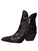 Botín de cuero negro para mujer con punta puntiaguda y taco bloque, estilo urbano elegante.