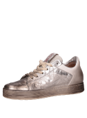 zapatilla de cuero acero para mujer con punta redonda y taco plano minimalista