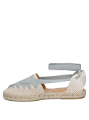 Forro de microfibra en alpargata beige de cuero para mujer, estilo casual.