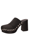 Zapato de taco bloque negro para mujer en cuero, con punta redonda y diseño minimalista.