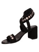 Sandalia de cuero negro con taco bloque, diseño elegante de punta abierta para mujer.