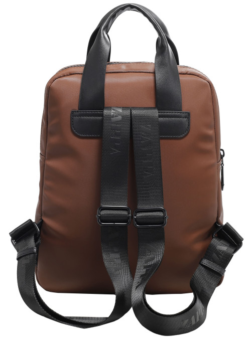Mocha casual mochila camel para mujer, ideal para uso diario y campus académico.