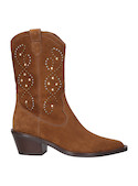 Botas de cuero para mujer en color camel, estilo audaz, perfectas para combinar con vestidos.
