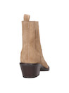 Calzado taupe de mujer, diseño vaquero, perfecto para ocasiones casuales.