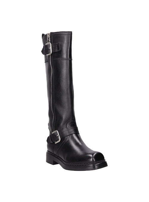 Bota de cuero negro con textura impactante, diseñada para quienes buscan un estilo disruptivo y moderno.