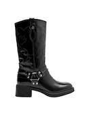 Botas de cuero negro para mujer con acabado brillante, aportando personalidad y carácter a cada paso.