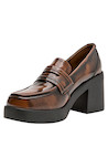 Un mocasín de cuero marrón moreno con taco bloque de 8.5 cm para mujer, ideal para un look casual.