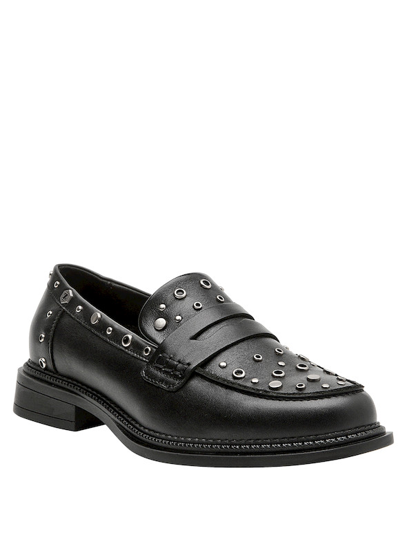 5Mocasín de mujer negro con detalles metálicos, ideal para combinar con pantalones de cuero o vestido midi.