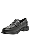 1Mocasín negro de cuero para mujer con detalles en tachas, ideal para un estilo casual y elegante.