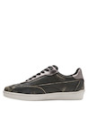 Zapatilla urbana de cuero gris, diseño contemporáneo y punta redonda.