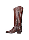 Taco bloque de 6 cm de las botas café, combinando comodidad y actitud en un estilo casual.