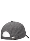 Accesorio negro de mujer, jockey con visera semi curva, recomendado para looks deportivos.