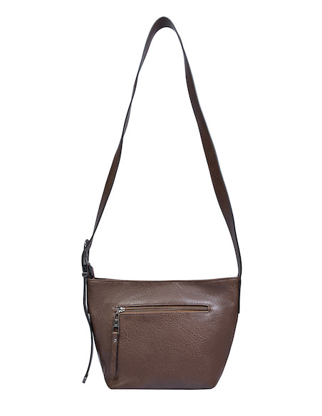 Enfoque en el material PU, destacando su durabilidad y estilo casual.