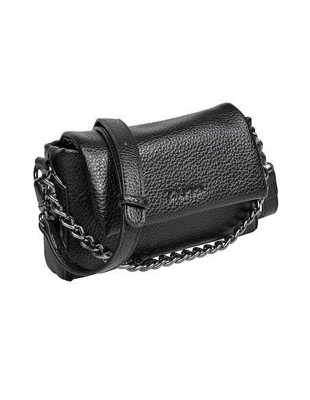 Diseño sofisticado de bandolera negra, perfecta para llevar lo esencial en eventos sociales.
