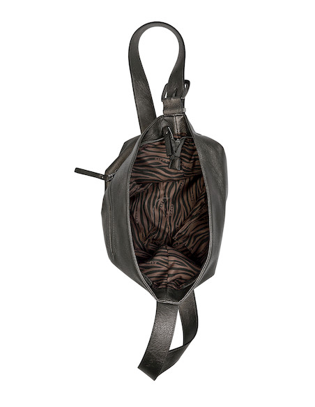 Bandolera casual de mujer en color acero con acabado texturizado, ideal para uso diario.