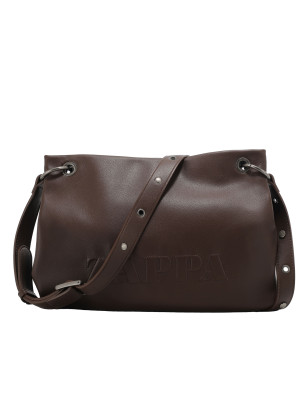 Bandolera mujer casual en color moro con correa ajustable y detalles metálicos.