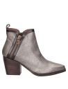 Botín dorado para mujer, con diseño casual, elaborado en cuero de alta calidad.