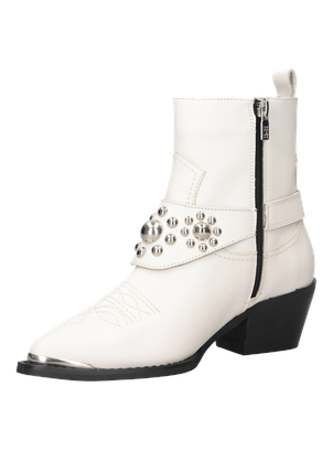 Botín beige de mujer estilo vaquero con acabado mate y textura suave.