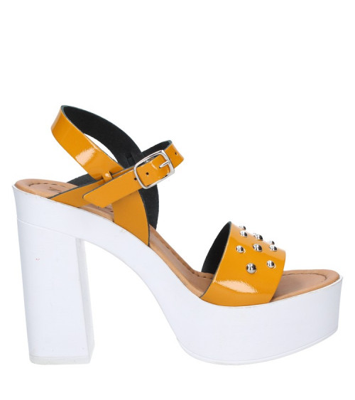 Sandalia Mujer W546 Zappa amarillo